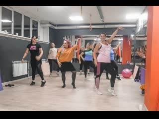 Групповая тренироа с олесей клыковой