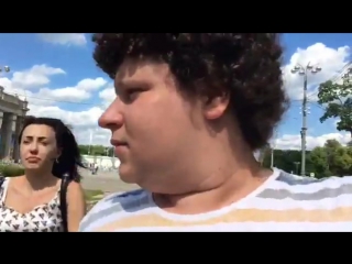 Пухлый и ослик