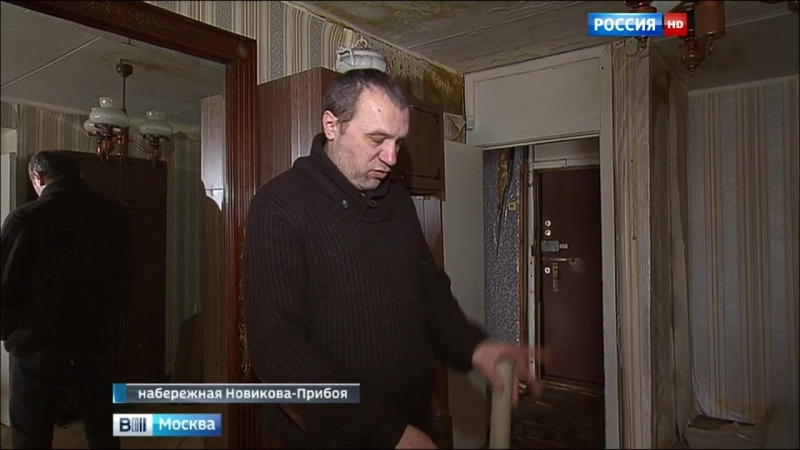 В результате некачественного капремонта жильцы дома в москве получили кипяток с потолка