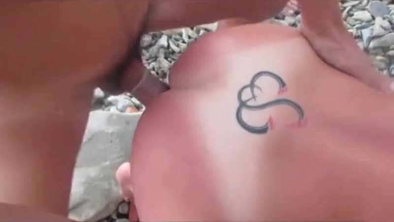 Пустили porn video – Русскую сексвайф пустили по кругу на пляже