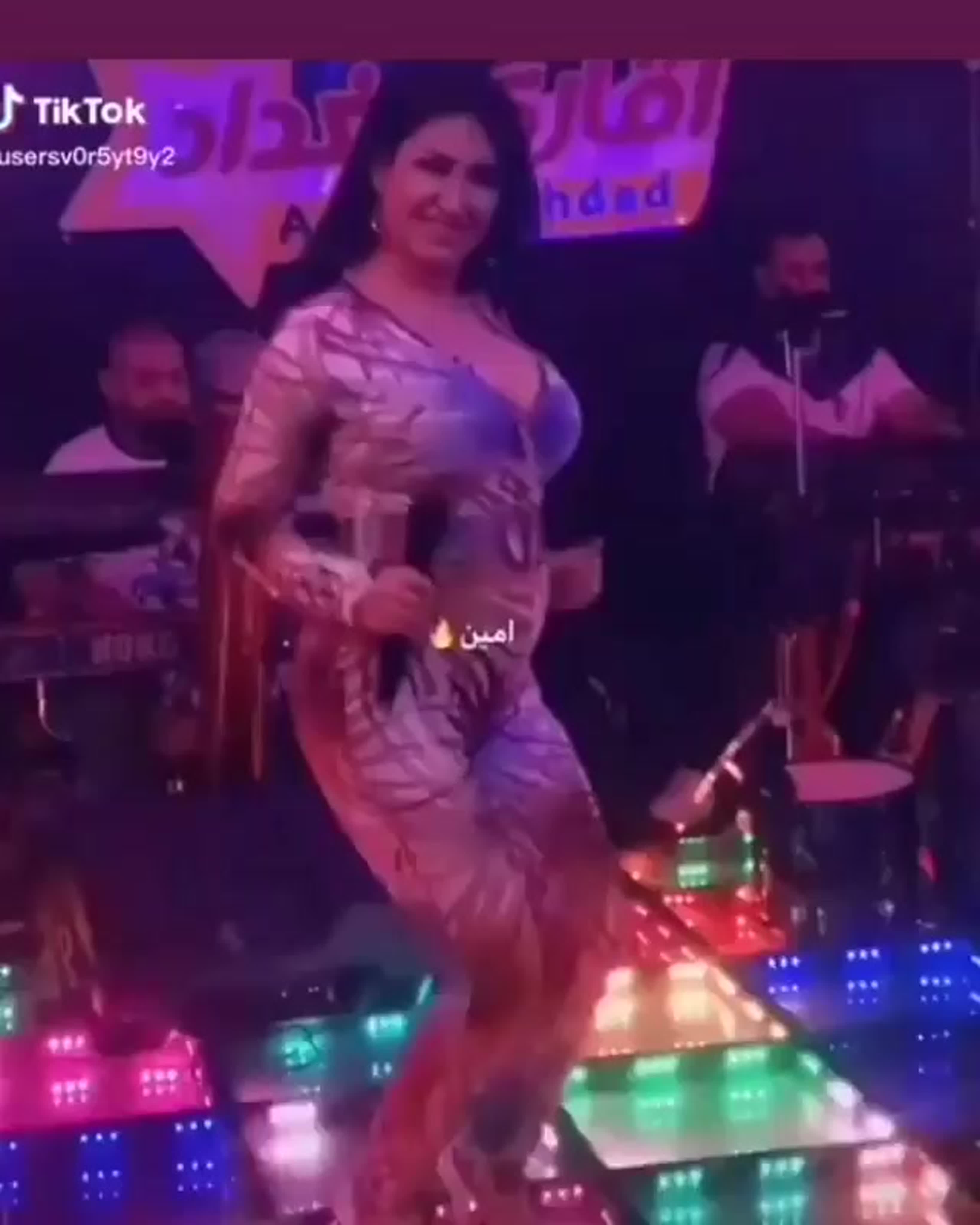 تيسير العراقيه tayser aliraq on instagram يله نولع ونحرك الجو الاجواء تحترق  داخل قاعة نمبر1 عدسم رقوشه 3hu s عصفوره watch online