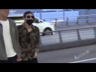 [lq fancam] 160415 incheon airport @ exo's lay (zhang yixing)