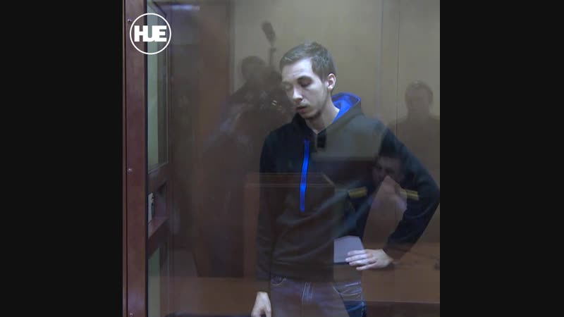 Суд арестовал москвича, который на днях зарезал свою семью