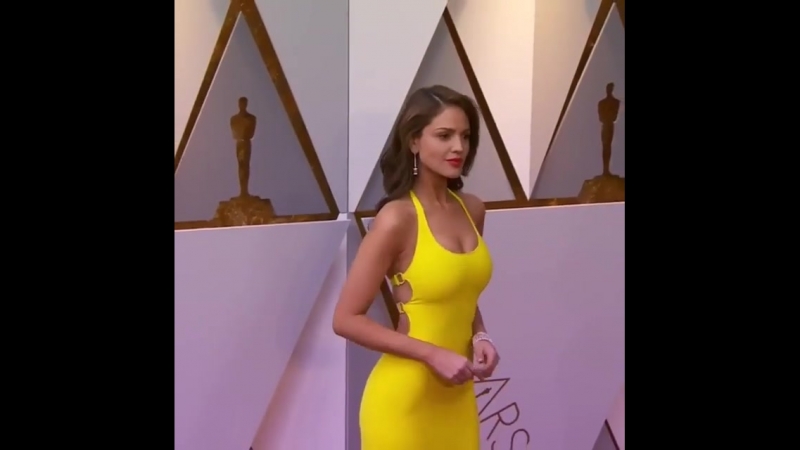 Эйса гонсалес на красной ковровой дорожке премии «оскар 2018»