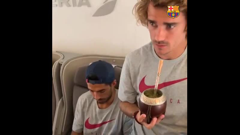 1xстаа суарес и гризманн пьют мате