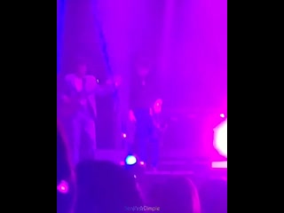 191225 슈퍼밴드 콘서트 부산 @big ghofficial dancin 드디어 무대에서 볼 수 있었던 벤지의 dancin️ 역시 섹시가이 mp4