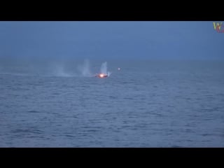 Metralhadora mark 38 destrói barcos alvos • us navy