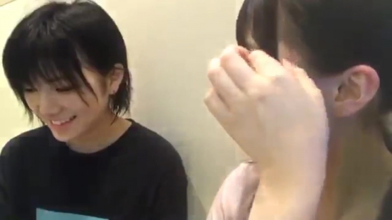 Okada nana & yabuki nako/tanaka miku showroom (от 5 го июля 2018 года)