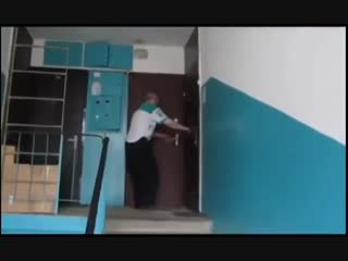 Вите надо выйти))прикол пьяный мужик (360p) mp4