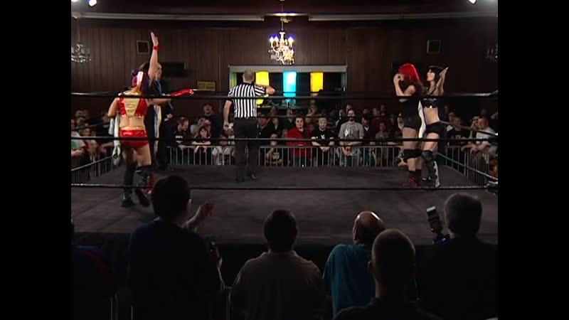 Allison danger (with leva bates) vs saraya knight (with britani knight)