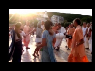 The best kirtan ever made on a beautiful nagar sankirtan by devotees in sochi