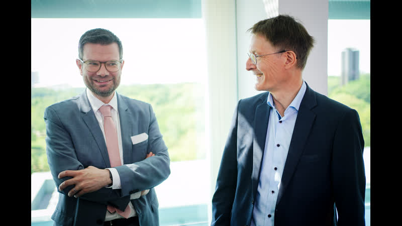 Live corona – karl lauterbach und marco buschmann geben pressekonferenz