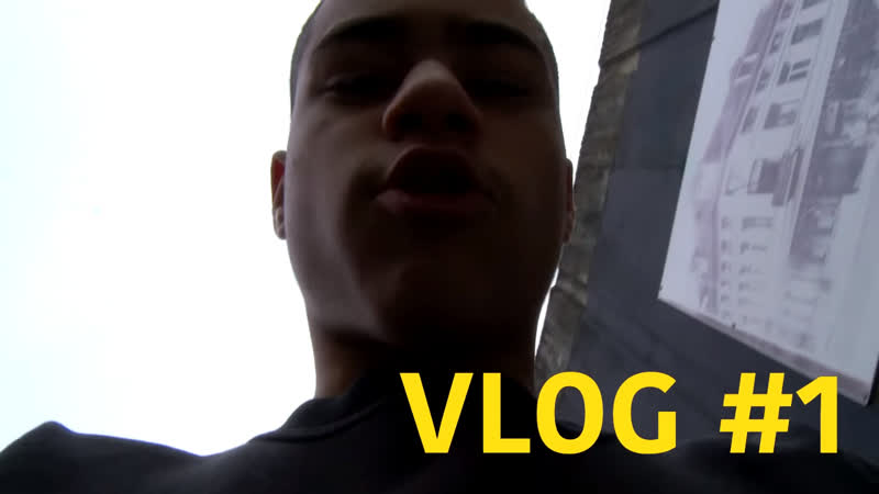 Vlog #1 kan je iemand tegen de muur plakken met duct tape؟