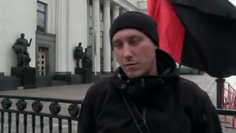 Рагулей аваков приструняет как молодые