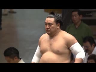 Hokutofuji vs harumafuji aki 2017, makuuchi day 4