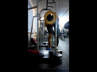 Присед моей ученицы карины, 60кг на 1раз