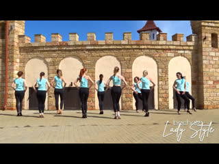 Bachata lady style | cavalier