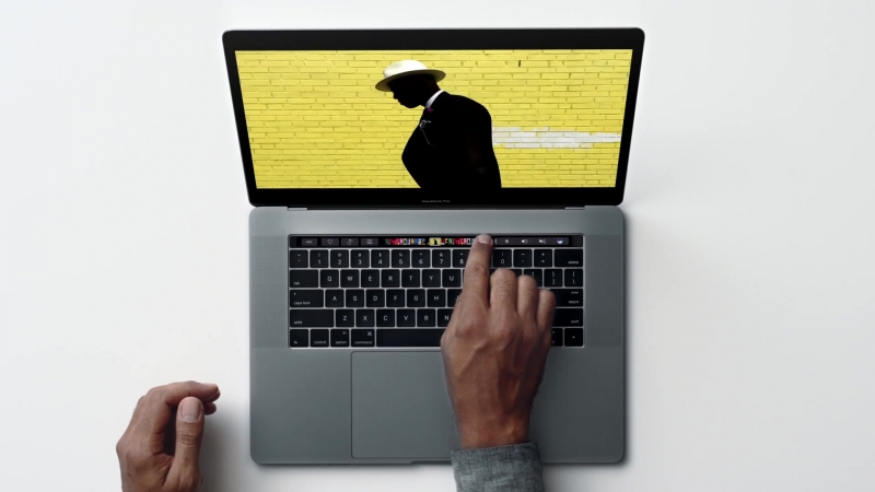 Новий macbook pro