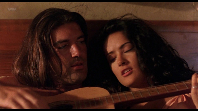 Salma hayek, angel aviles nude desperado (us 1995) 1080p watch online / сальма хайек, энджел авилес отчаянный