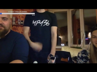 Ларин заставляет телку дрочить © видеожесть