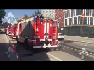 Видео с места пожара в новостройке в центре москвы