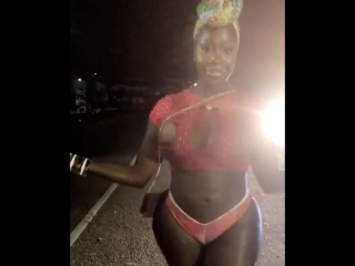Part 2! just here doing me minding my own business, living life and enjoying this amazing weather 😘😘😘😘 #jamaicacarnival #ja #ja