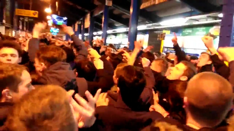 Everton fans chanting