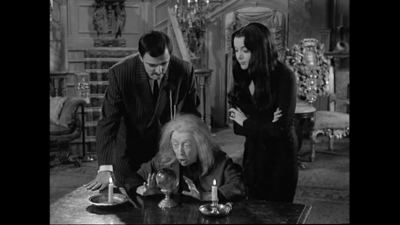 The addams family s2e20 / ophelia finds romance