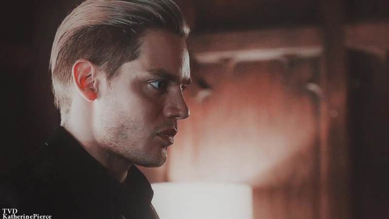 Elena gilbert jace wayland final call