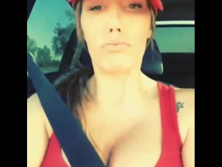 Дженна бентли (jenna bentley) поет в машине