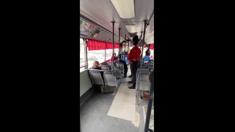 Гусар в барнаульском автобусе
