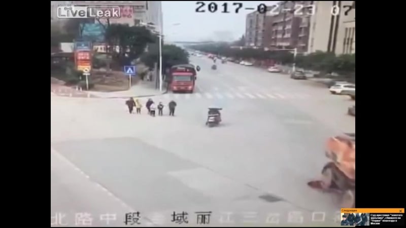 Жесть дтп экскаватор раздавил женщину с внучкой