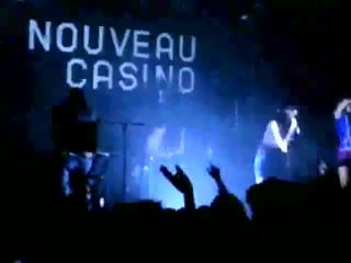 Crystal castles mute (live) (unrealised)