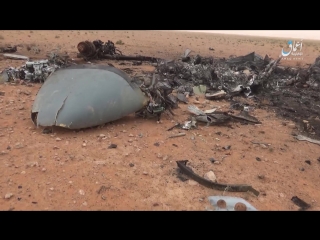Боевики иг выложили в сеть видео с обломками ка 52 с рф разбившегося под городом маядин,провинция дейр эз зор