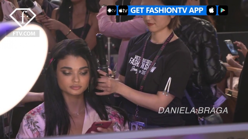 Vsfs 2017 shanghai backstage &amp; bella p1 | fashiontv