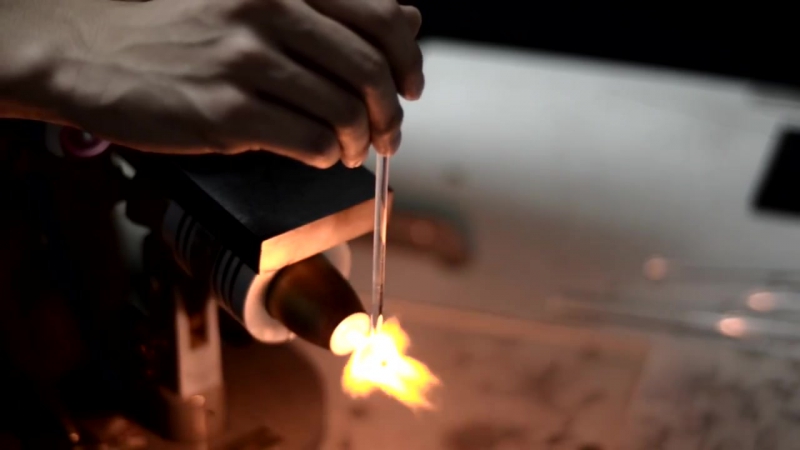 Космическое стекло