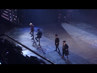 Shinee (샤이니) sherlock 셜록 (clue + note) intro ♪ live in paris