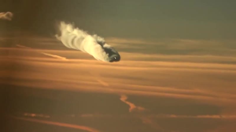 Химтрейл в воздухе грёбаная жуть