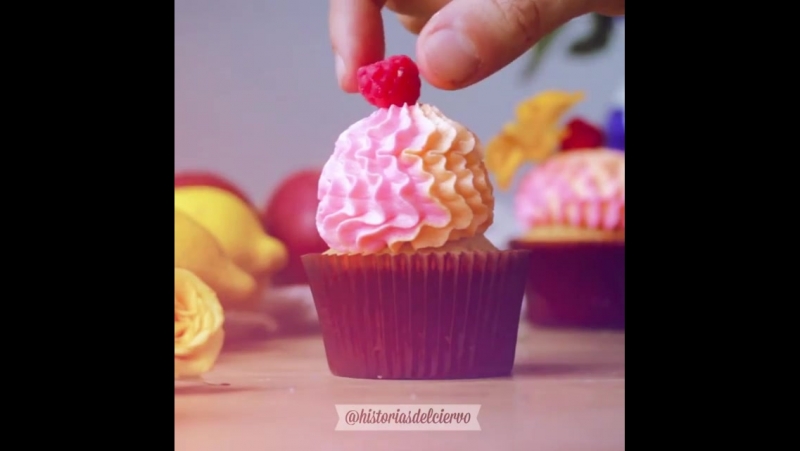 Julian angel капкейки