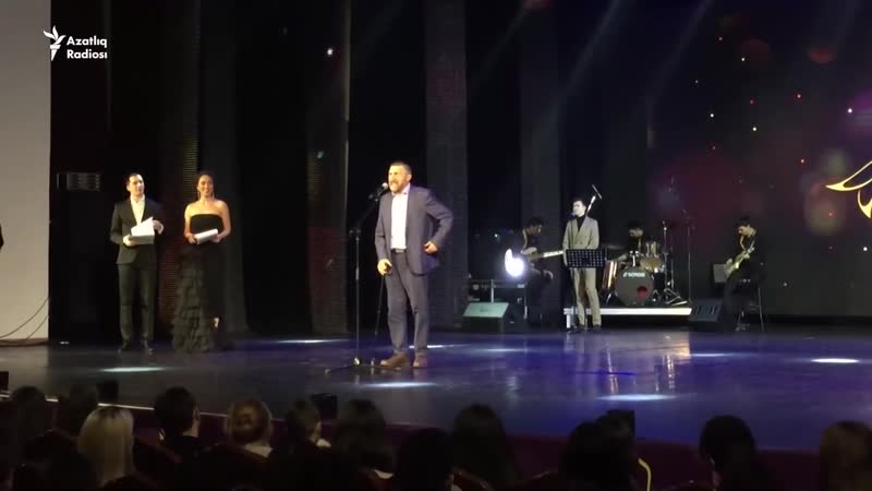 "сәләт"кә 25 яшь "бу залдан хөкүмәт залларына күчәргә язсын"