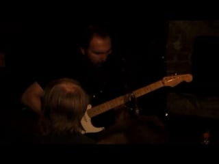 Two men the blues in «jimi hendrix blues club» sankt peterburg