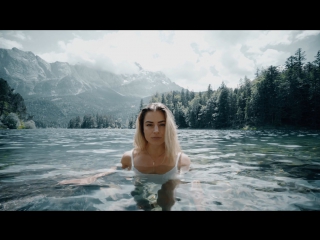 Model viktoria fischer sarah maria s