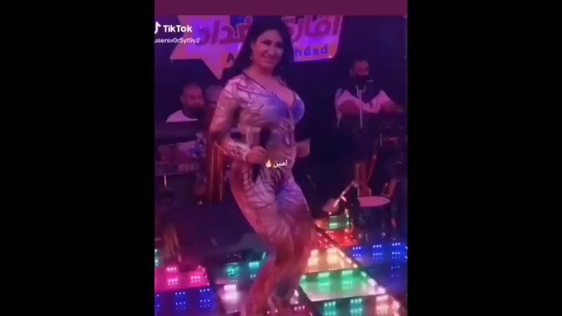 تيسير العراقيه tayser aliraq on instagram يله نولع ونحرك الجو الاجواء تحترق داخل قاعة نمبر1 عدسم رقوشه 3hu s عصفوره