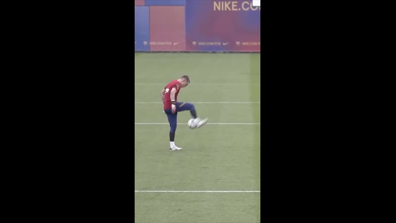 Arnau tenas in training