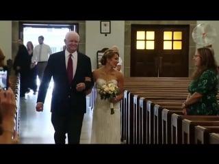 Bride walks down the aisle with man who was saved by her fathers heart donation