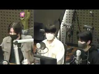 210224 kiss the radio