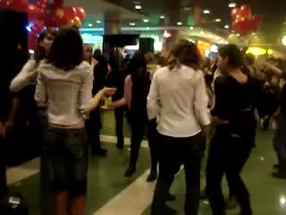 Молодые атакуют румбу