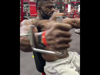 Andrew jacked chest training