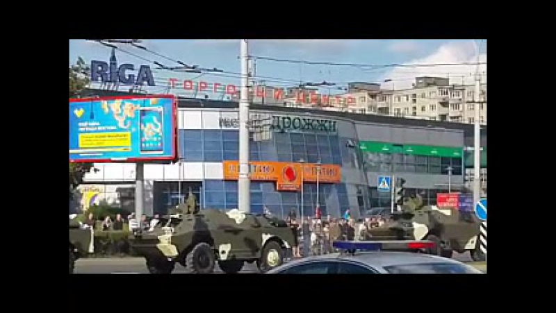 Ці патрэбен менску такі парад?