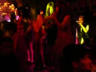 Танцы в ночном клубе в 。disco in yangzhou dancing in night clubs in china